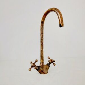 Oil Rubbed Bronze Faucet, Single Hole Two Handles Kitchen Faucet